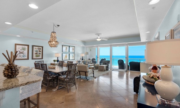 Crystal Beach Condo | Dunes of Crystal Beach 404, Beachfront 4bd condo,