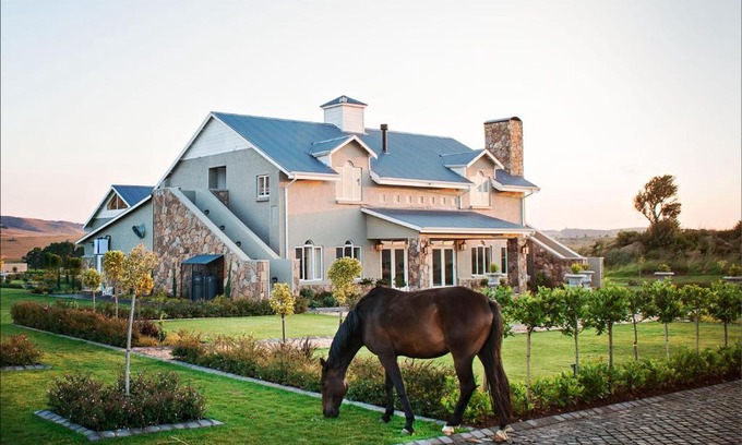 Dullstroom Resort | Dunkeld Country & Equestrian Estate