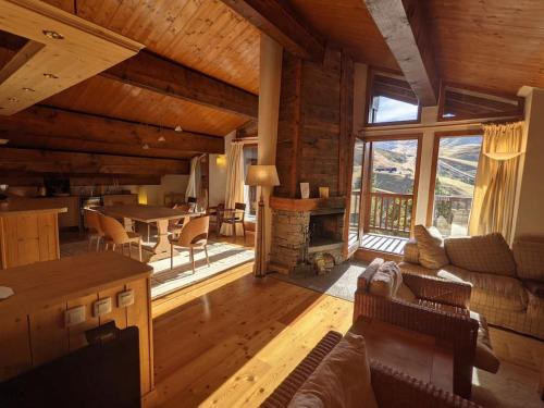 Bourg-Saint-Maurice Apartment | Duplex 170m2 avec terrasse vue domaine skiable ARCS2000