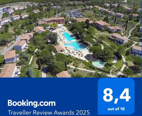 Rouret Apartment | Duplex (5pers) dans village vacances en Ardèche