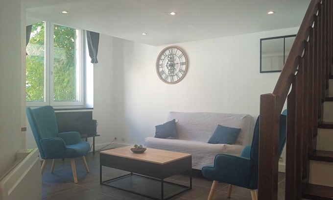Saint-Etienne Apartment | Duplex apartment overlooking courtyard, pleasant, quiet and refurbished in 2024