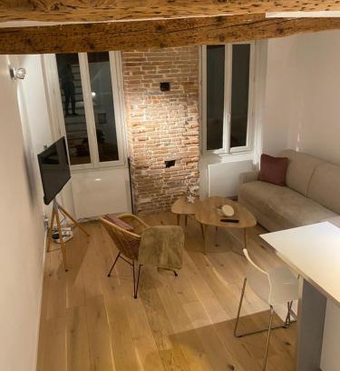 Carmes Apartment | Duplex aux Carmes