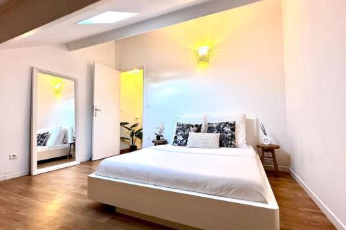 Goussainville House | Duplex avec Jacuzzi proche Paris et Roissy CDG