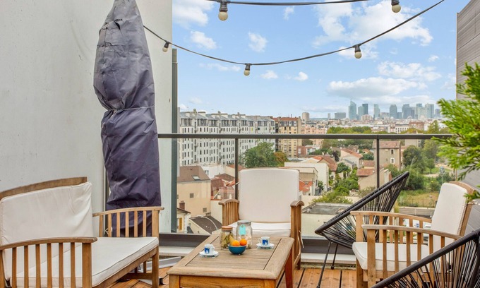 Gennevilliers Apartment | Duplex Avenida, et sa terrasse - Wekeys