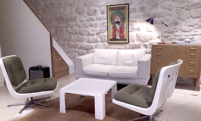 Arsenal Apartment | Duplex (ground floor and 1st floor - 2 bedrooms 2 bathrooms) -Center- Le Marais