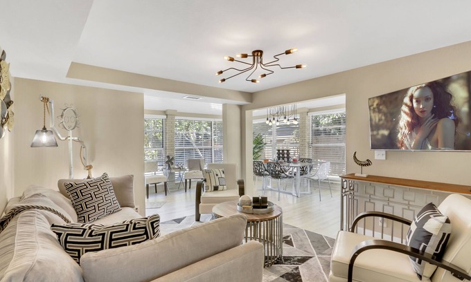 Tarpon River House | Duplex - hot tub, near Las Olas Blvd