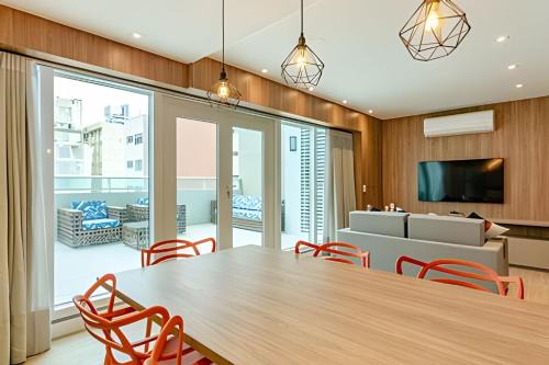 Matriz Apartment | Duplex Incrível, 2 Quartos, varanda, 2 vagas Batel by UROOMS