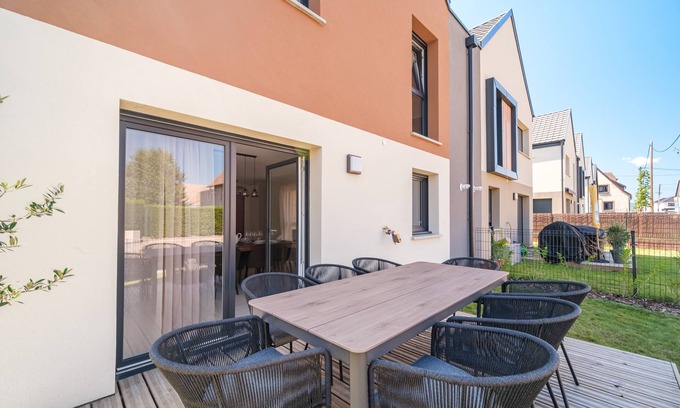 Bischwihr House | Duplex Jardin – Gîte des 4 Lions