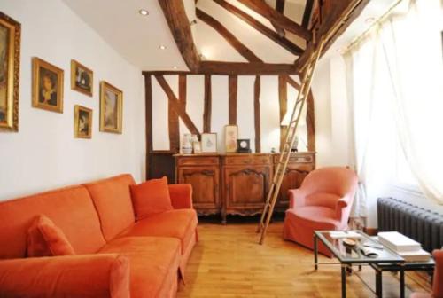 5th Arrondissement Apartment | Duplex Paris proche du Panthéon