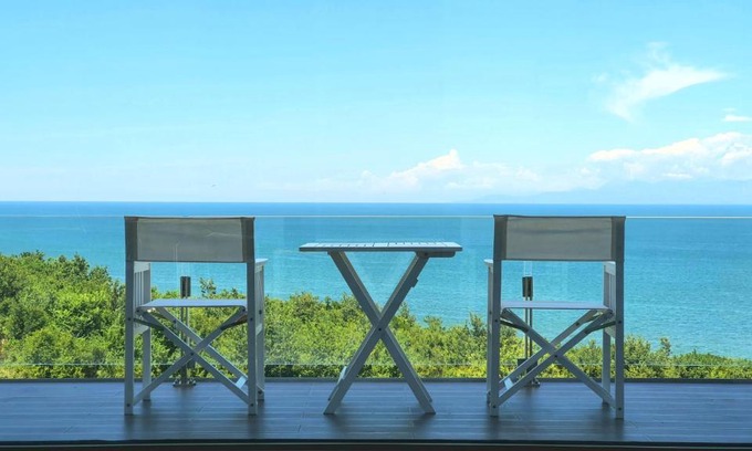 Ishem Apartment | Duplex Seaview Condo