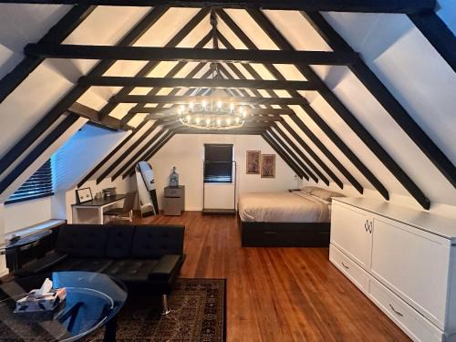 Smithtown Apartment | Duplex Studio Apartment