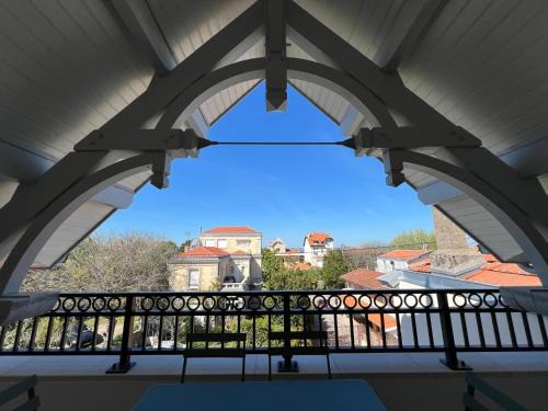 Arcachon Apartment | Duplex T4 Centre-ville Arcachon, 6 pers, Terrasses avec Aperçu Bassin, Plage 100m - FR-1-474-261
