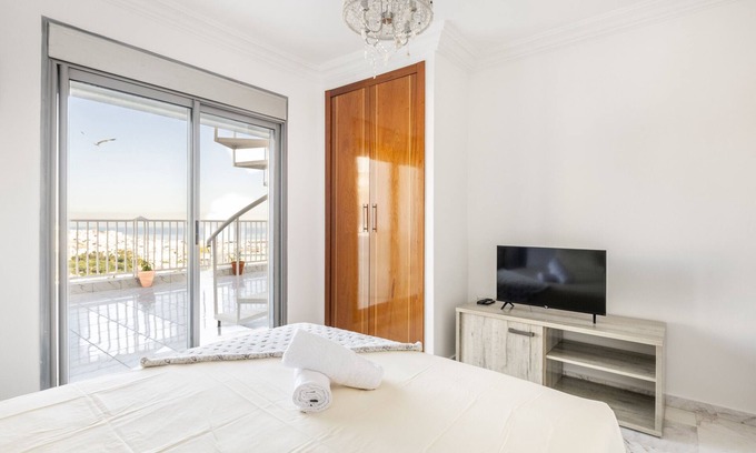 Tangier Apartment | Duplex vue sur mer-Centre ville 92