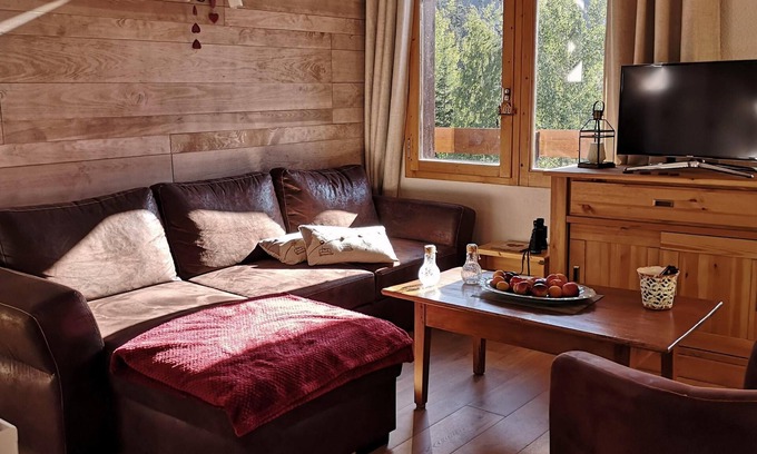 Les Avanchers-Valmorel Apartment | Duplex with resort view - ski in, ski out - Sunday to Sunday