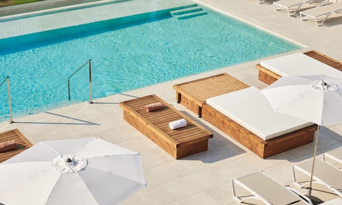 Santa Susanna Hotel | DWO Sirius - Adults Only