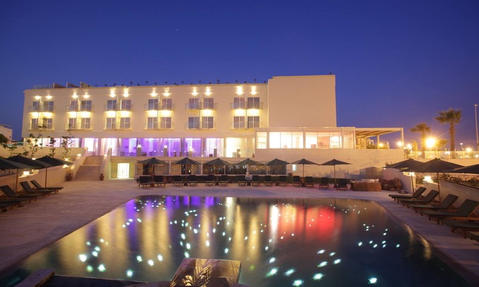 Pervolia Hotel | E Hotel Spa & Resort Cyprus