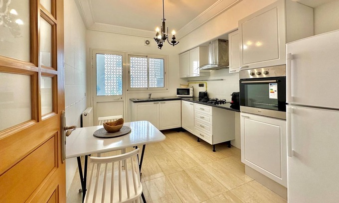 La Marsa Apartment | E4 Spacious and cozy 2 bds in La Marsa