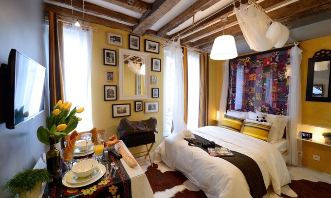 3rd Arrondissement Apartment | E4DD Bollywood & Co