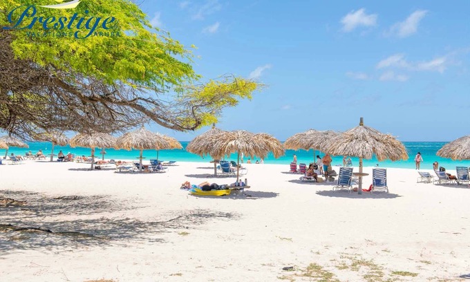 Oranjestad-West House | Eagle Beach-Private pool-Ipanema Vibes townhome 16