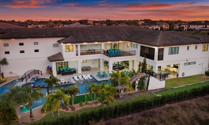 Reunion House | Eagle Cove - Private Pool, Sports Court, Sauna, Game Room, Theater, Bowling Alley, Gym, Themed Rooms