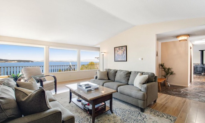 Camano Island House | Eagle Eye Retreat