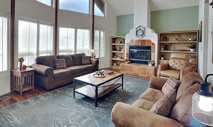 Ruidoso House | Eagle's Nest | Stunning View, Hot Tub, Great Location