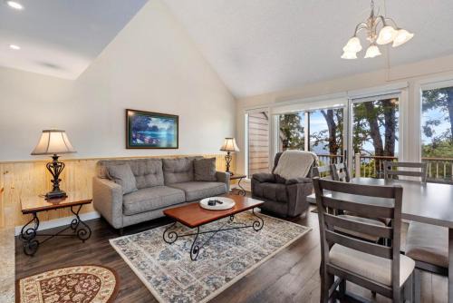 Wintergreen House | Eagles Court 24 with Wintergreen Advantage