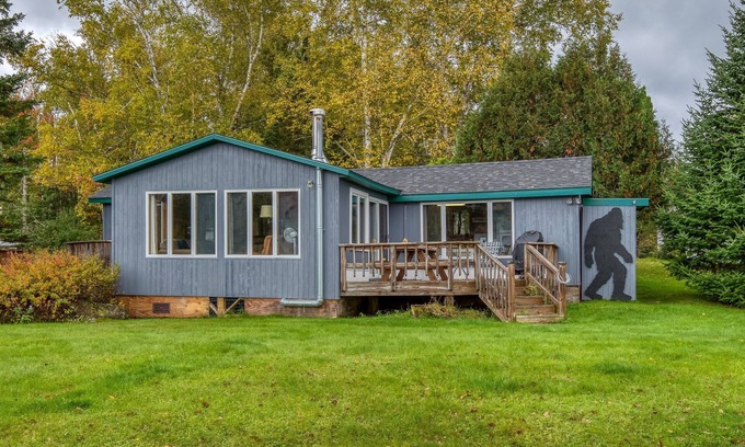 Rangeley Cabin | Eagles Cove with kayaks, paddle boat, fire pit, pet friendly