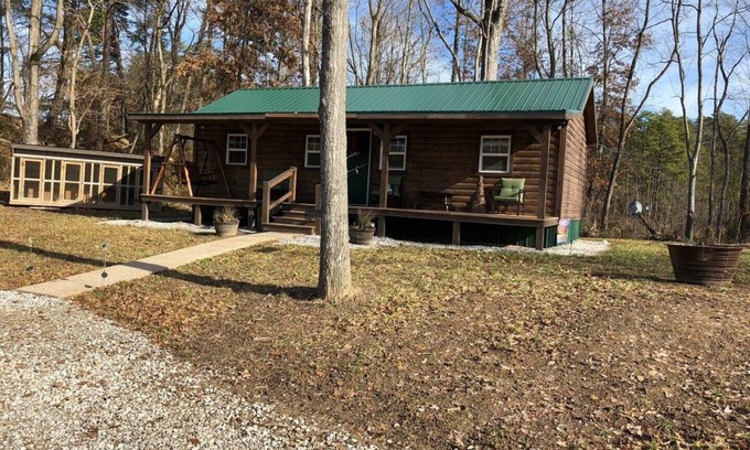 Westphalia Cabin | Eagles Nest Camping Black Creek Cabin