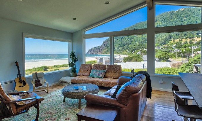 Neahkahnie Beach House | Early Bird Access - Aug 1-9 Prime Oceanfront at Manzanita Beach