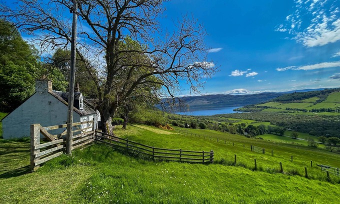 Lewiston House | East Balcraggan by Interhome