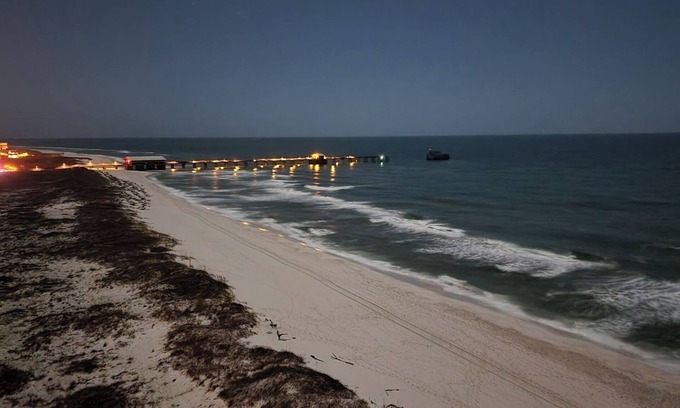 Gulf Shores Condo | EAST CORNER CONDO DIRECT GULF VIEW/2 BEDROOM & 2 BATH/CLOSE 2 PIER