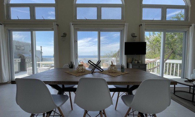 Woodcliff Park House | East End Retreat, Steps to the beach! NoFo LI - Monthly Rentals Available
