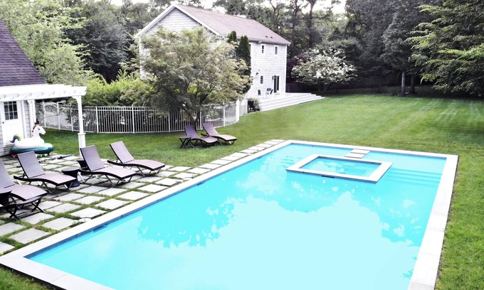 East Hampton North House | East Hampton Luxury: Heated Pool, Hot Tub and Expansive Yard with 6 Bedrooms