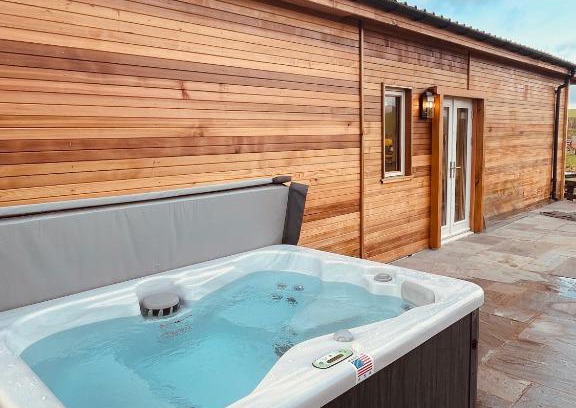 Cornhill on Tweed Other | East Learmouth Lakeside Lodges - Larch Lodge