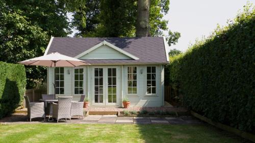 Leitholm House | East Lodge, Bughtrig