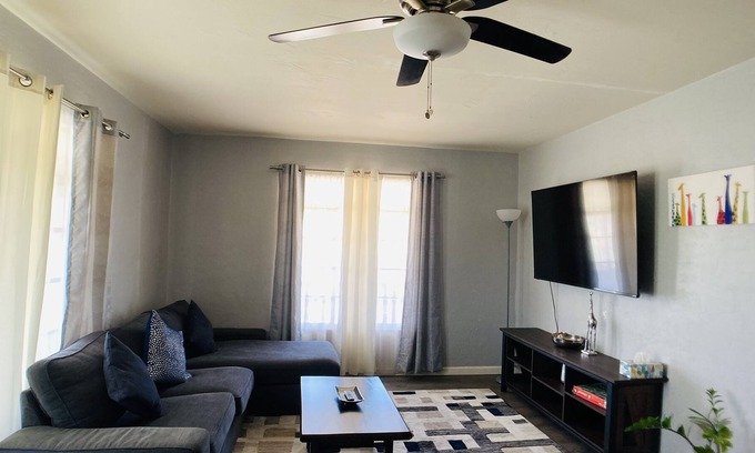 East Mesa House | East Mesa House