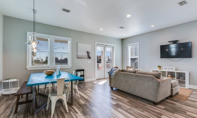 Gulf Shores House | East Point Cottages | Pool | Beach Access