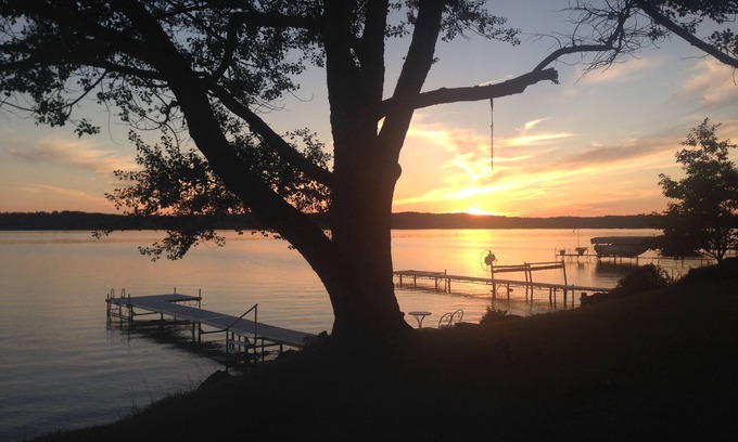 Alden House | East Torch Lake Family House