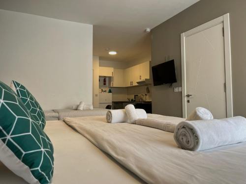 Gzira Apartment | East & West Apartments