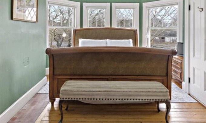 Eastham Apartment | Eastham Carriage House Retreat - The Henry Beston Suite