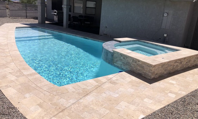 Lake Havasu City House | Easy boat parking access, new furniture, beautiful clean new pool and spa