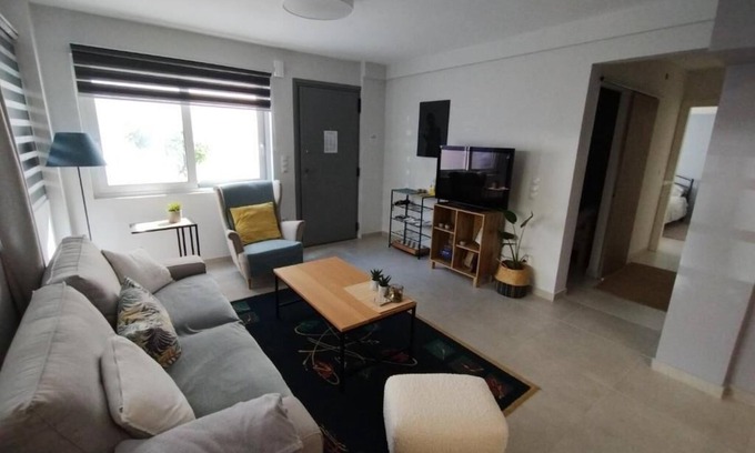 Ilioupoli Apartment | Easy & Comfy Athens