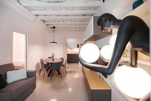 Historic Centre Apartment | Easy Flat 20 Settembre