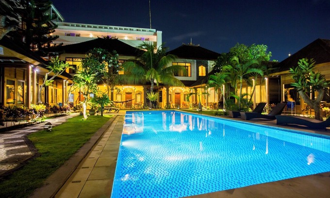 Downtown Kuta Hotel | Easy Surf Camp Standart Twin Kuta Beach