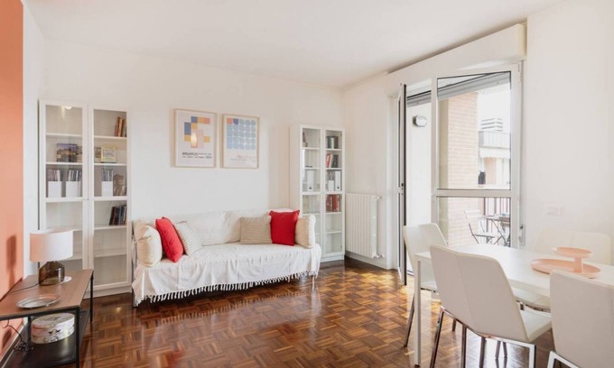 Zona Lancetti Apartment | Easylife - Cozy residence with balcony