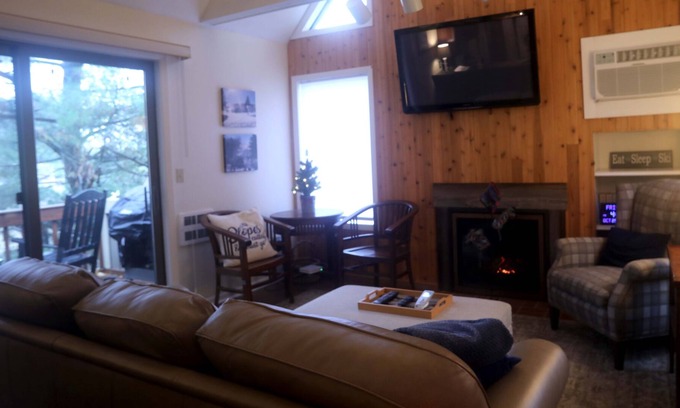 Clymer Condo | Eat-Sleep-Ski