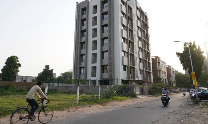 Thaltej Apartment | Ebony Residency - Ahmedabad