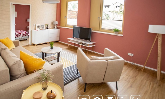 Gotha Apartment | Eckhof Domizil - Spacious apartment in the middle of the old town
