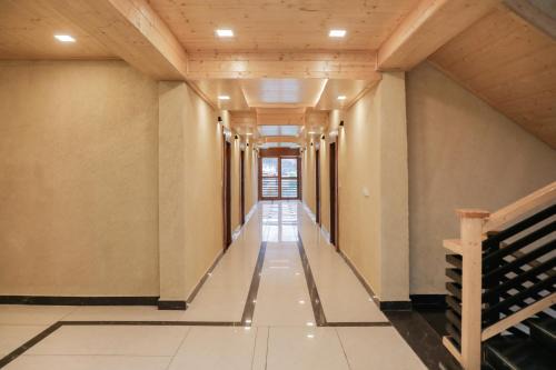Badrinath Hotel | ECKO Premier New Yoga